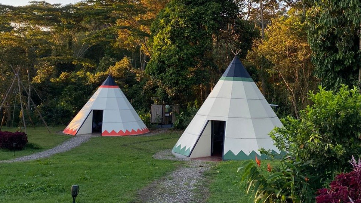 GLAMPING REFUGIO DEL OSO / EL FARO